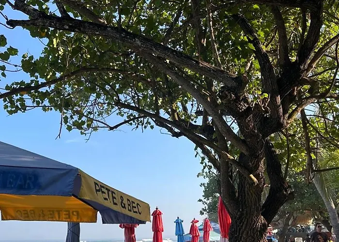 アパート Nattaya At The Jayakarta Bali